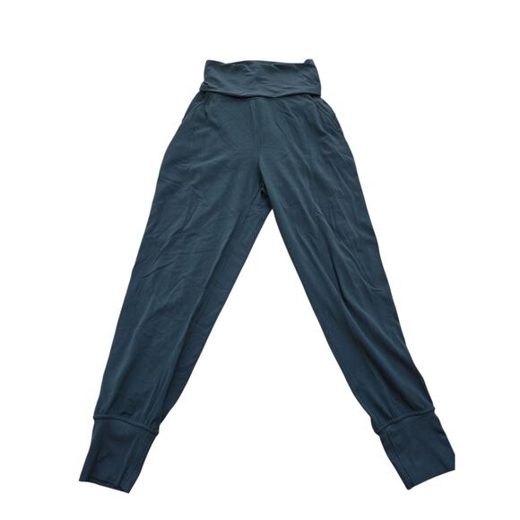 Lululemon Align Super High Rise Ribbed Waist Jogger Size 4 Green Jasper - Picture 14 of 15